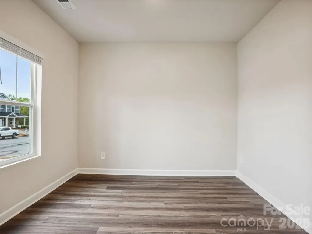 2067 Sunflower Circle Newton NC 28658