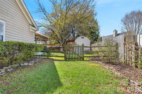 111 Foxglove Drive Mooresville NC 28115