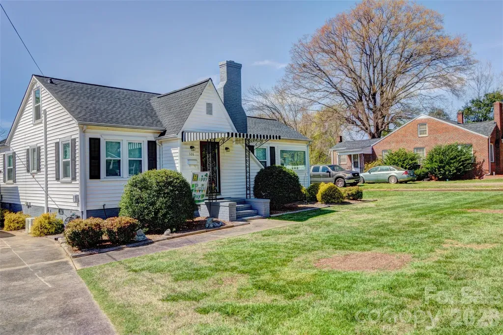 328 S Pink Street Cherryville NC 28021