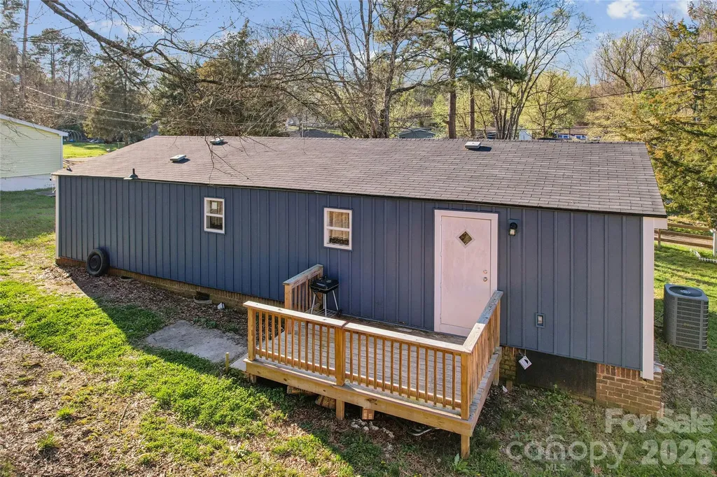 286 Epworth Street NW Concord NC 28027