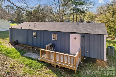 286 Epworth Street NW Concord NC 28027