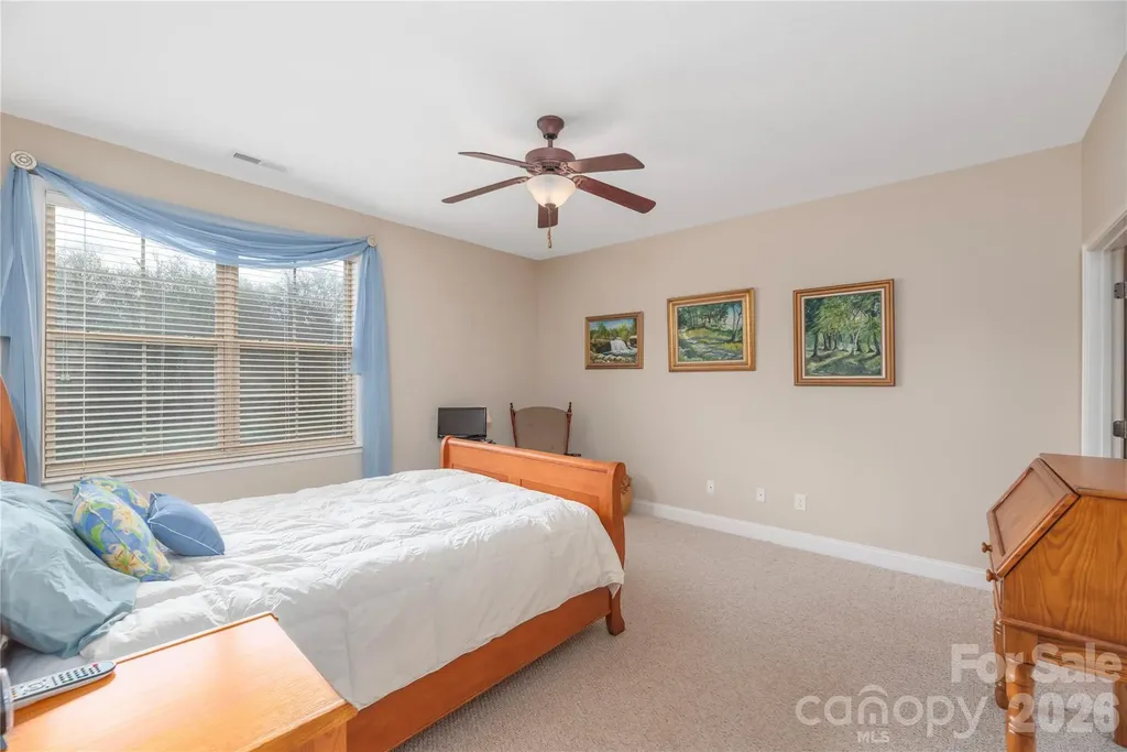 93 Outlook Circle Swannanoa NC 28778
