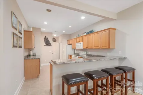 93 Outlook Circle Swannanoa NC 28778