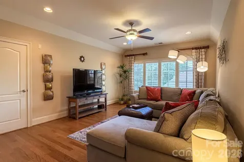 169 Cape Cod Way Mooresville NC 28117