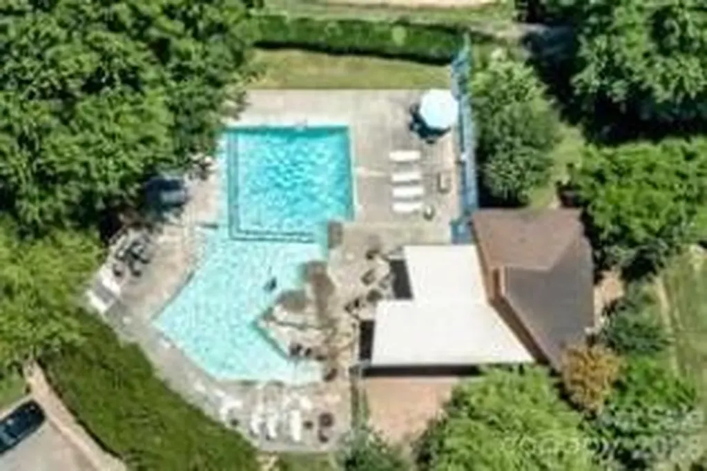 7236 Winery Lane Charlotte NC 28227