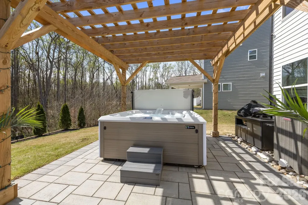 154 Cotton Field Drive Statesville NC 28677