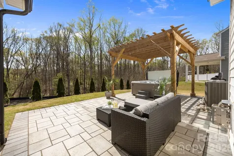 154 Cotton Field Drive Statesville NC 28677