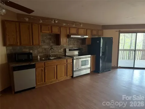388 Island Creek Road Lake Lure NC 28746