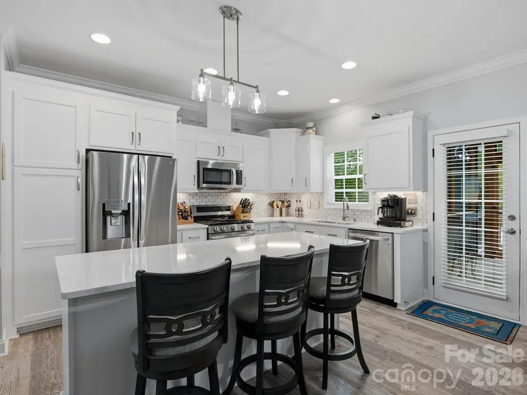 2235 Picnic Drive Newton NC 28658