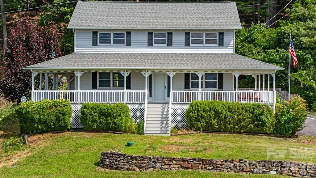 95 Friendship Road Burnsville NC 28714