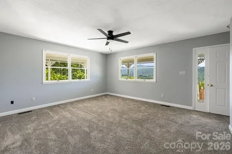 95 Friendship Road Burnsville NC 28714