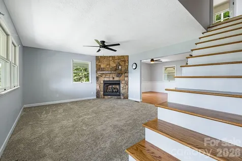95 Friendship Road Burnsville NC 28714