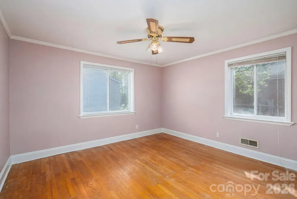 1606 Davis Park Road Gastonia NC 28052