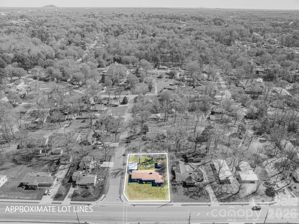 1606 Davis Park Road Gastonia NC 28052
