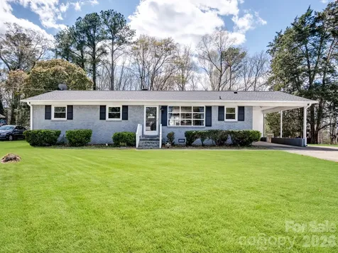 1309 Crestfield Drive Lancaster SC 29720