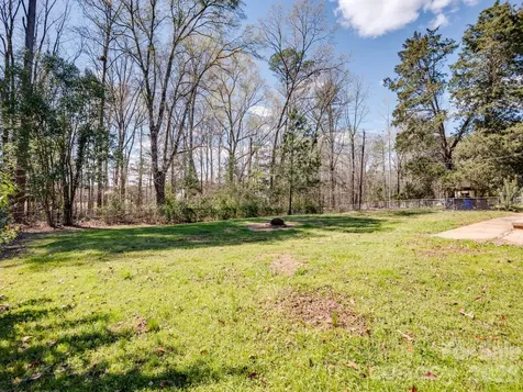 1309 Crestfield Drive Lancaster SC 29720