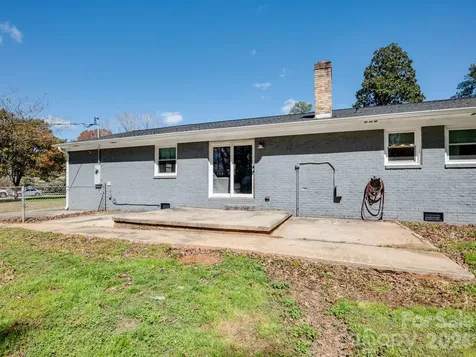 1309 Crestfield Drive Lancaster SC 29720