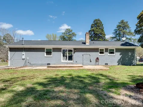 1309 Crestfield Drive Lancaster SC 29720