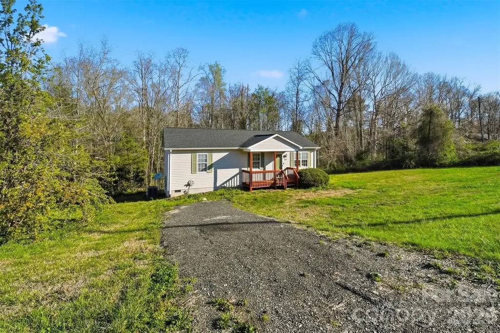 828 Cline Avenue SW Valdese NC 28690