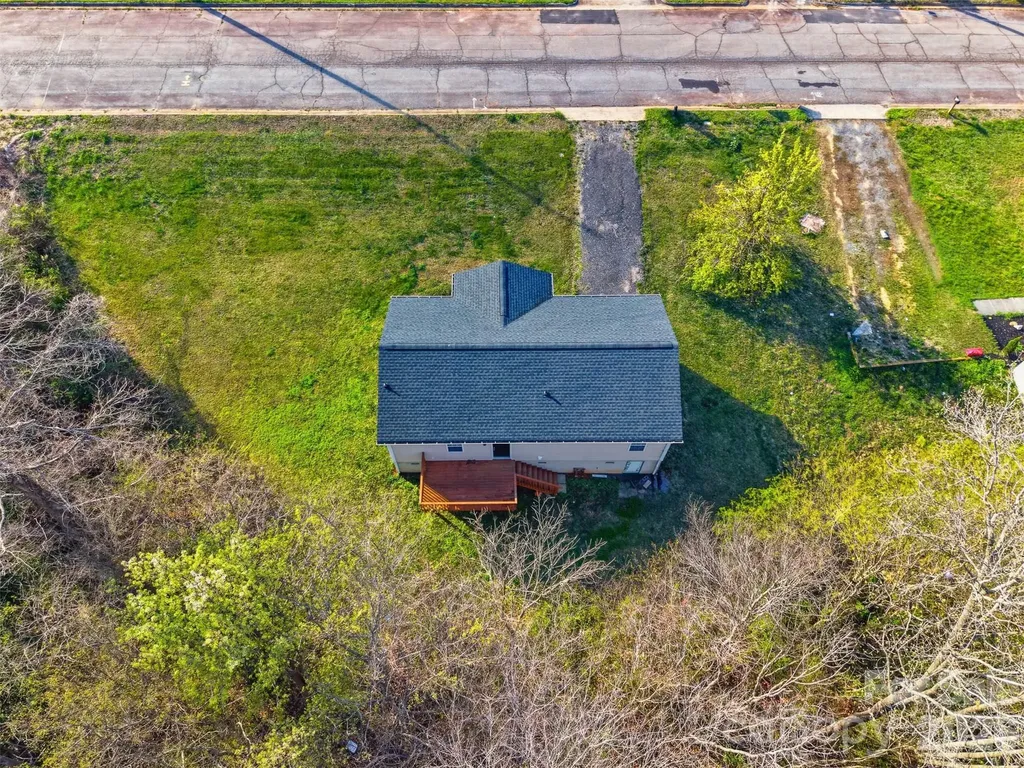 828 Cline Avenue SW Valdese NC 28690