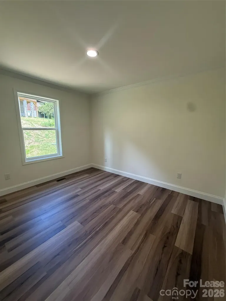 204 Oscelake Way Hendersonville NC 28739