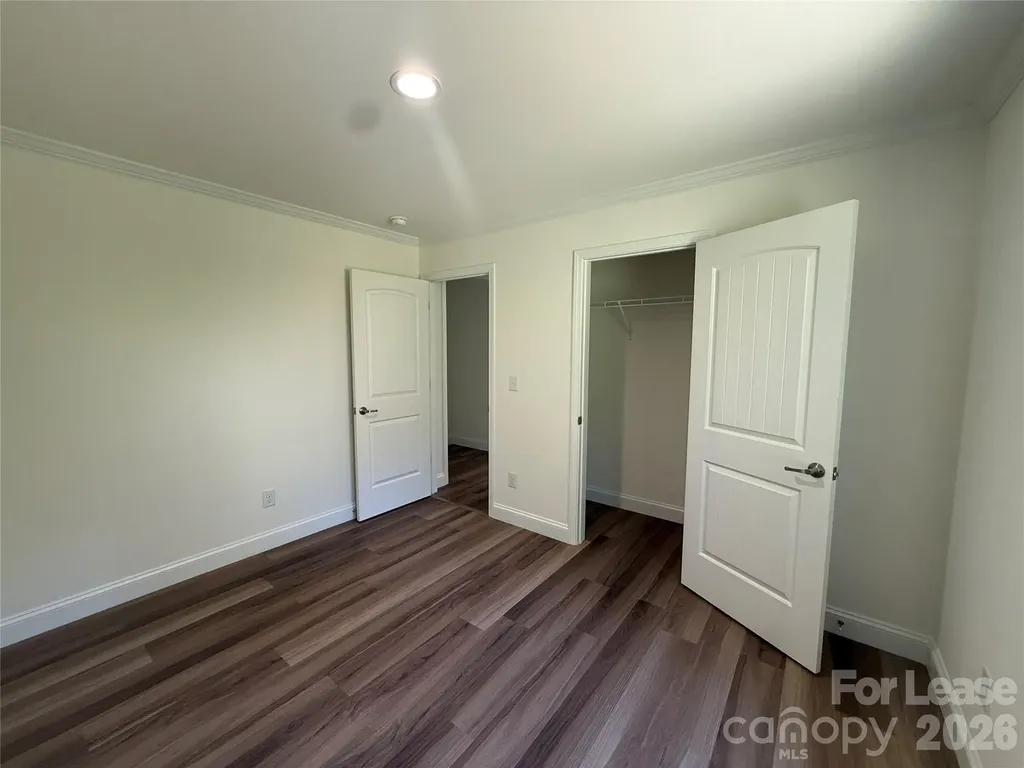 204 Oscelake Way Hendersonville NC 28739