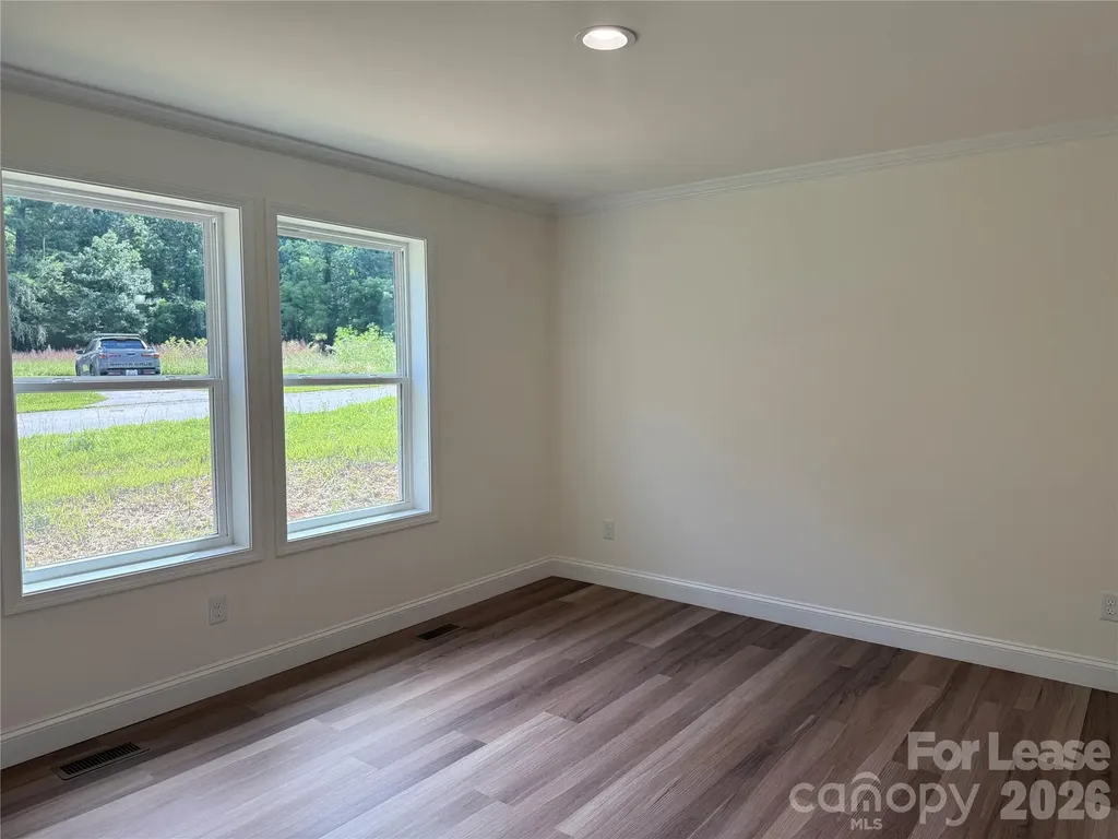 204 Oscelake Way Hendersonville NC 28739