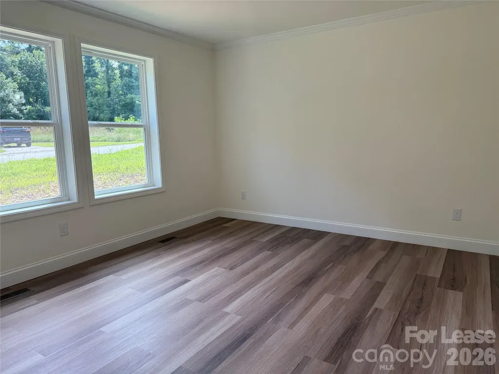 204 Oscelake Way Hendersonville NC 28739