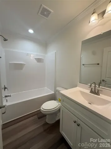 204 Oscelake Way Hendersonville NC 28739