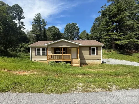 204 Oscelake Way Hendersonville NC 28739