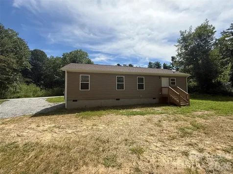 204 Oscelake Way Hendersonville NC 28739