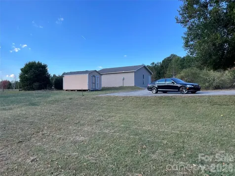 6174 Center Grove Road Kershaw SC 29067