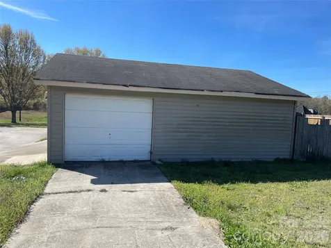 6174 Center Grove Road Kershaw SC 29067