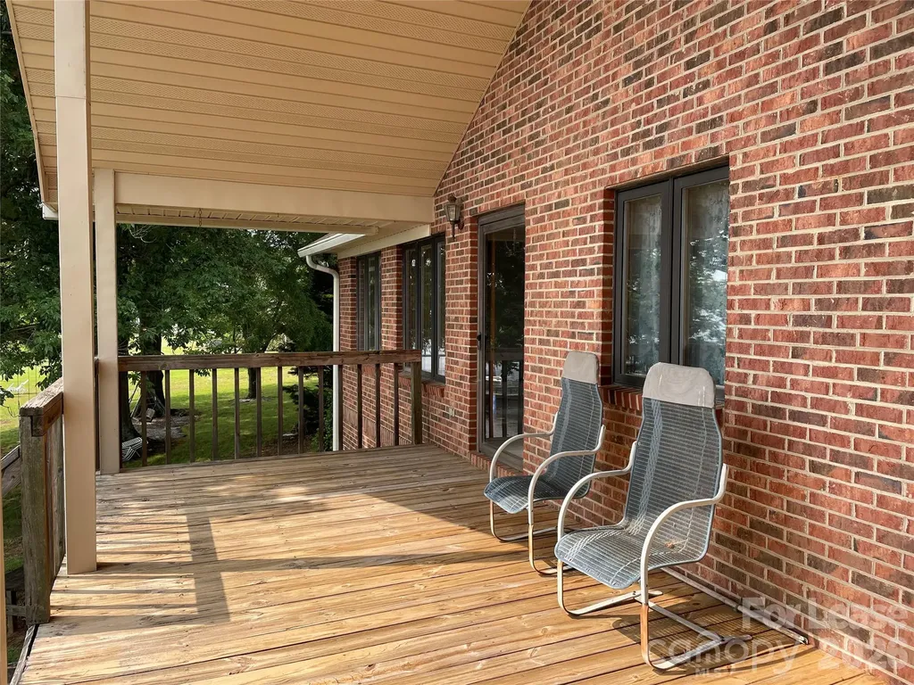 8966 Holdsclaw Road Terrell NC 28682