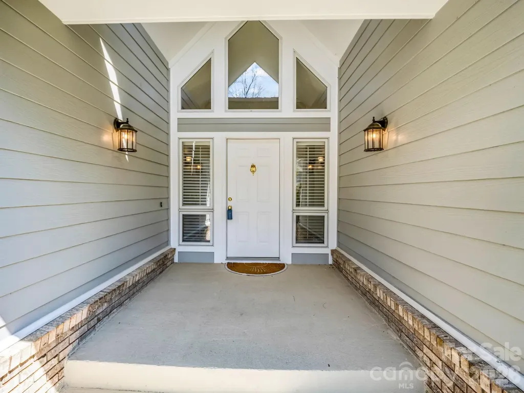 111 Broadmoor Drive Flat Rock NC 28731