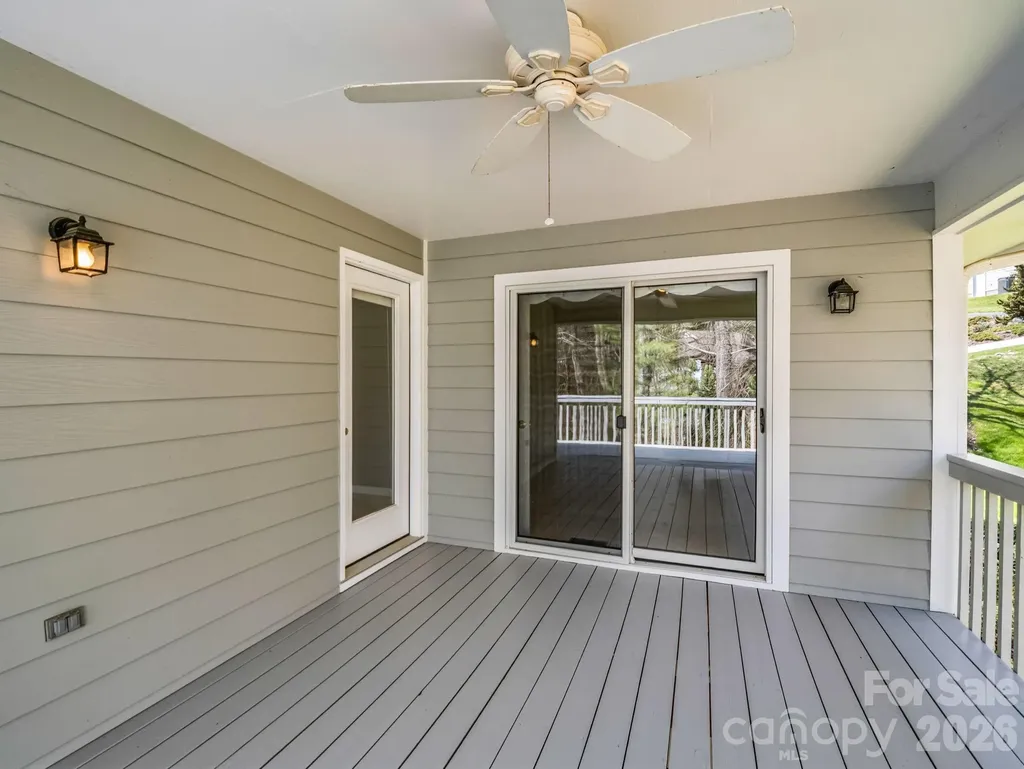 111 Broadmoor Drive Flat Rock NC 28731