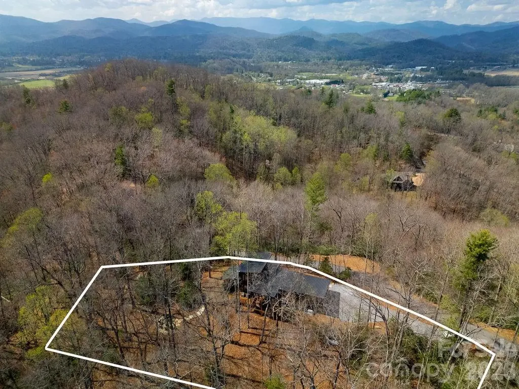 558 Poplar Crest Drive Pisgah Forest NC 28768