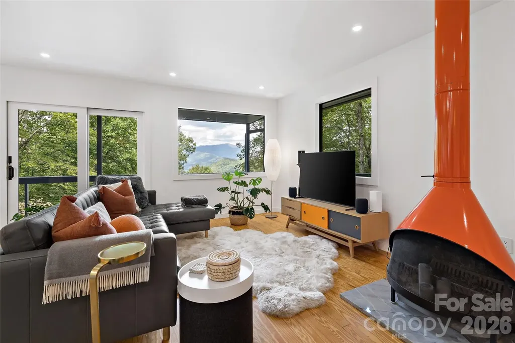 68 Lakey Gap Heights Black Mountain NC 28711