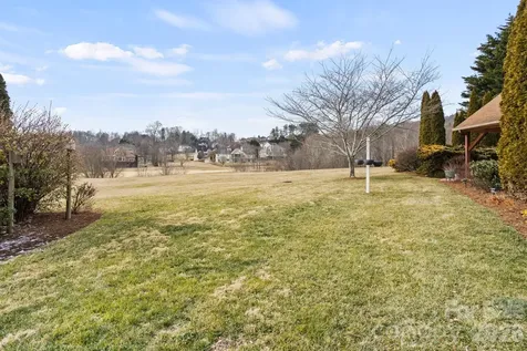 628 Vista Falls Road Mills River NC 28759
