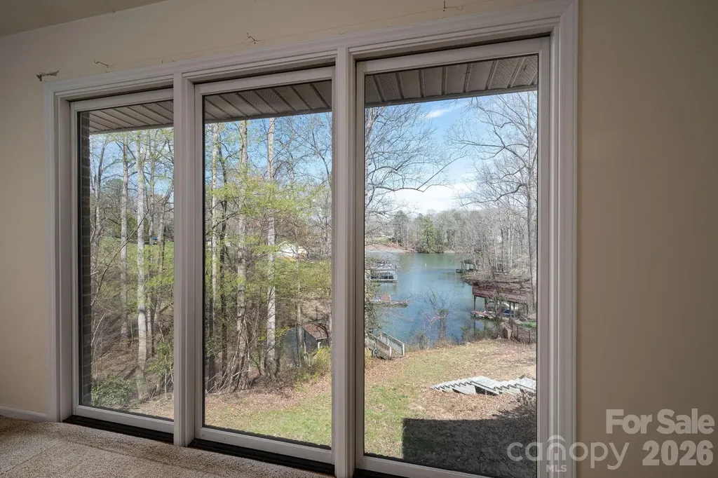 150 Kester Drive Cherryville NC 28021
