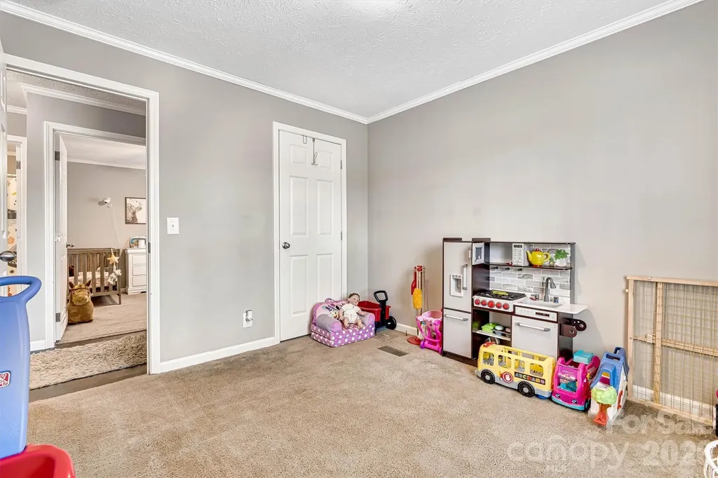258 Liberty Estates Lane Taylorsville NC 28681