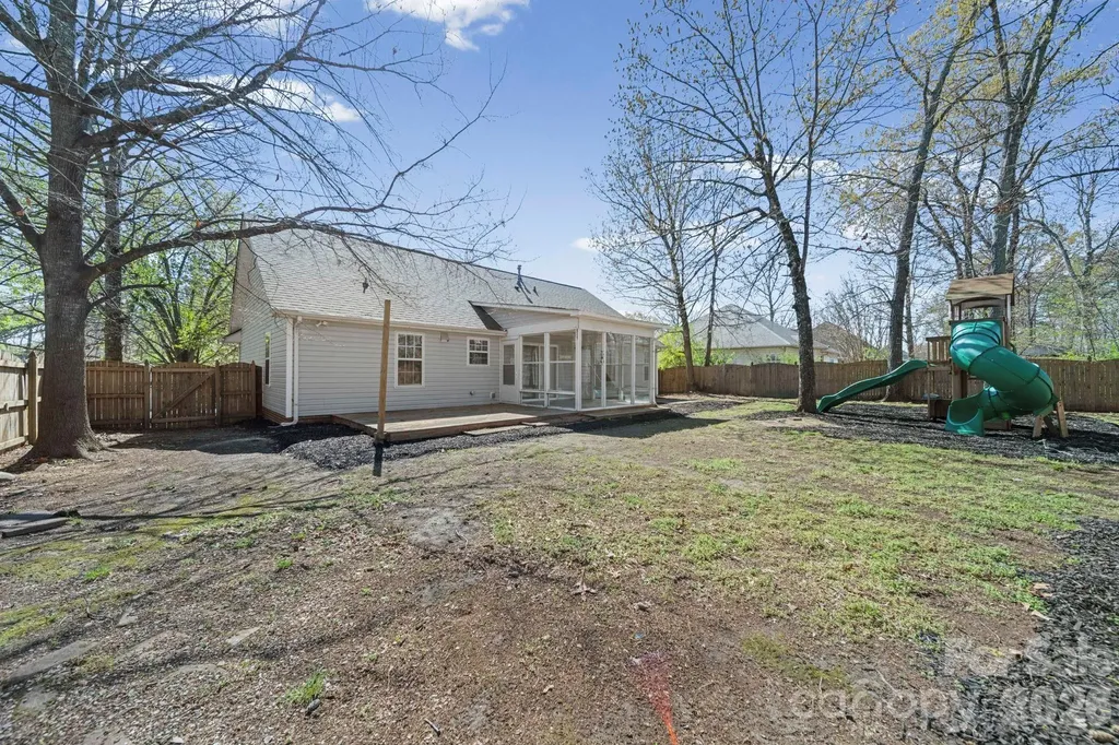 1613 Winthrop Lane Monroe NC 28110