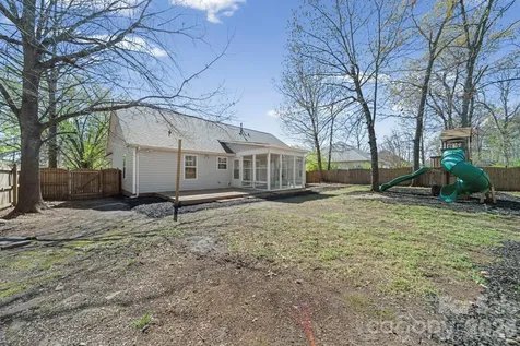 1613 Winthrop Lane Monroe NC 28110
