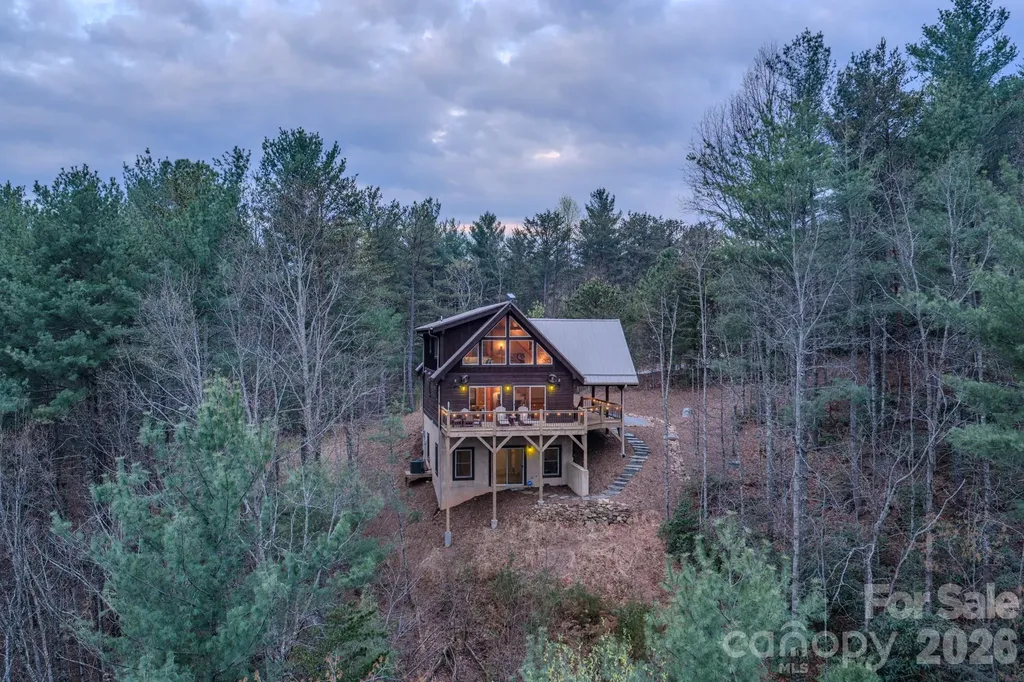 9147 Shortoff View Terrace Nebo NC 28761