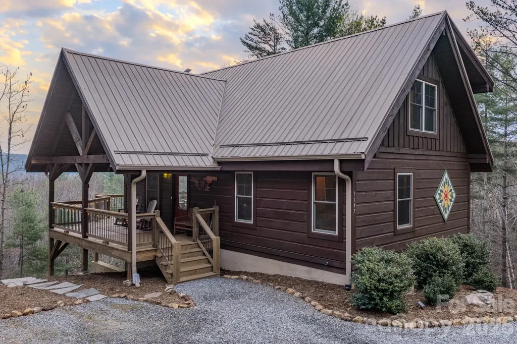 9147 Shortoff View Terrace Nebo NC 28761