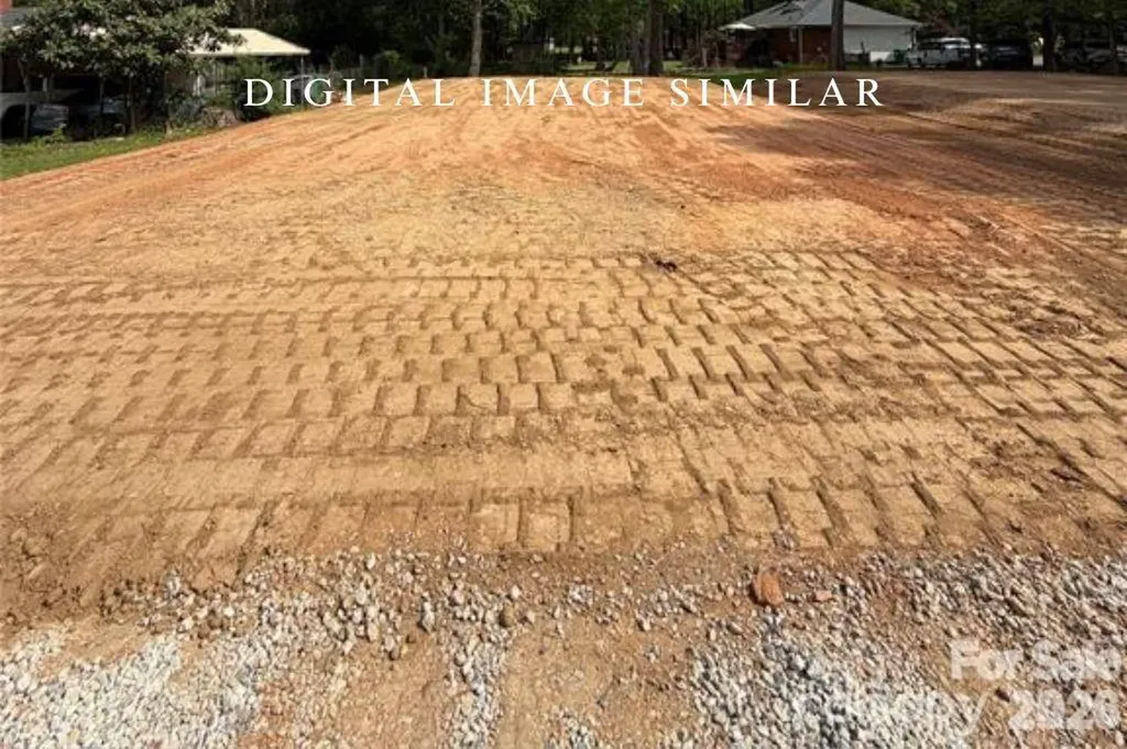 6016/6020 Paw Creek Road Charlotte NC 28214