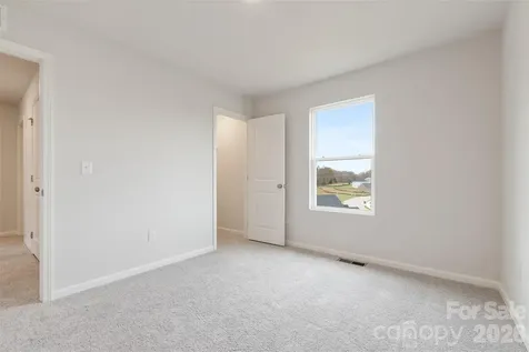 522 Tomlin Trail Spartanburg SC 29301