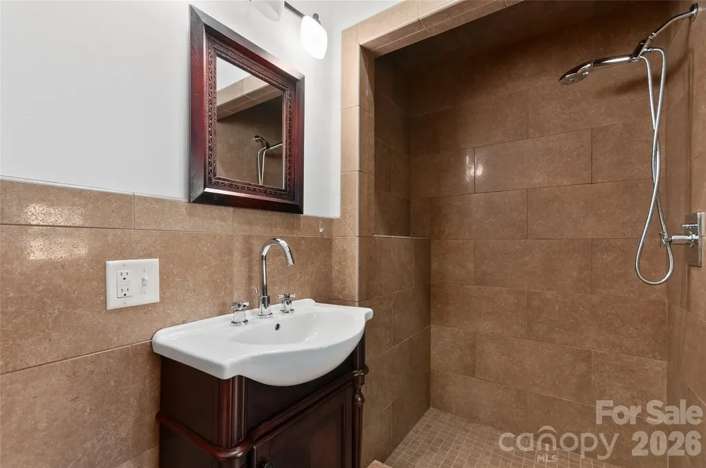 30 Cedarcliff Road Asheville NC 28803