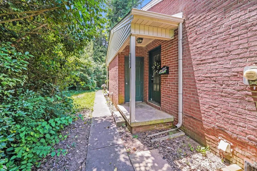 405 W Harvie Avenue Gastonia NC 28052
