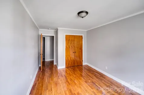 405 W Harvie Avenue Gastonia NC 28052